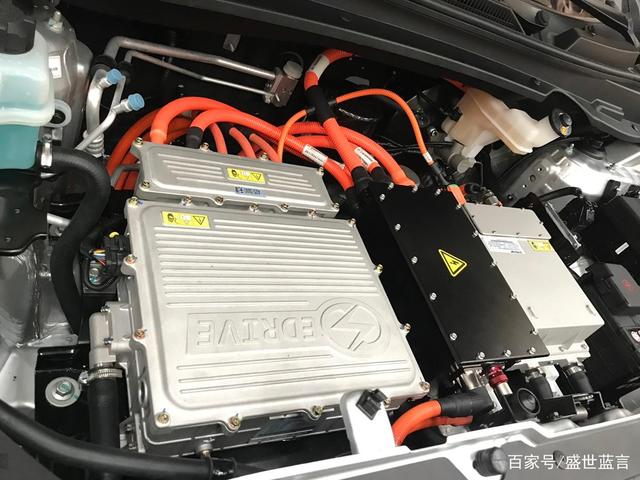 在方向盤下方能看到汽車線束正常嗎？